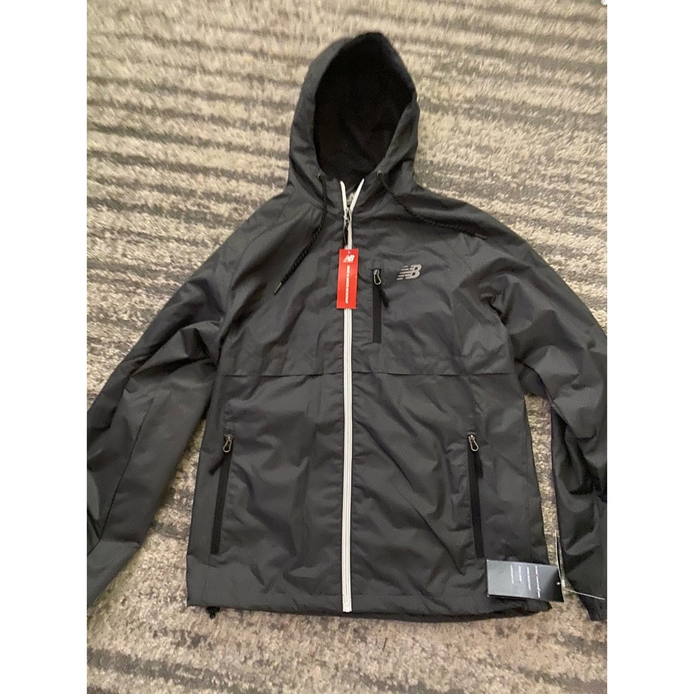 New Balance Lightweight Waterproof Jacket Medium NEW